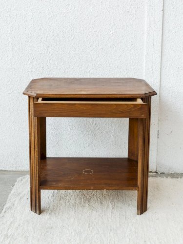 Francine, la table d'appoint en bois N°217