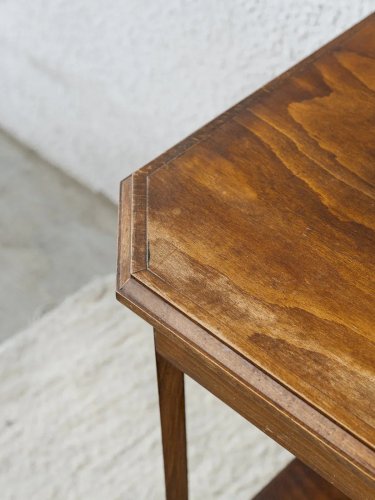 Francine, la table d'appoint en bois N°217