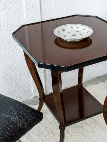 Francine, la table d'appoint en bois N°218