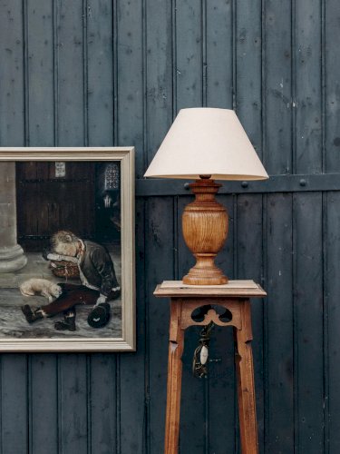 Francine, la table d'appoint en bois N°269