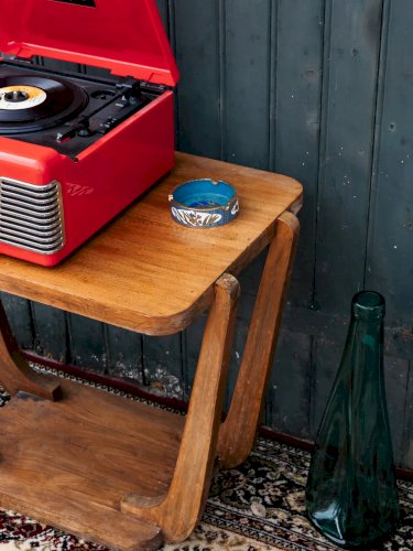 Francine, la table d'appoint en bois N°273