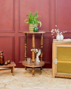 Francine, la table d'appoint en bois N°330