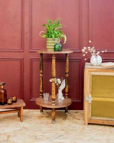 Francine, la table d'appoint en bois N°330