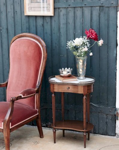 Francine, la table d'appoint en bois N°336