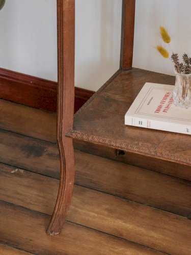 Francine, la table d'appoint en bois N°358