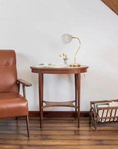 Francine, the wooden side table No. 359