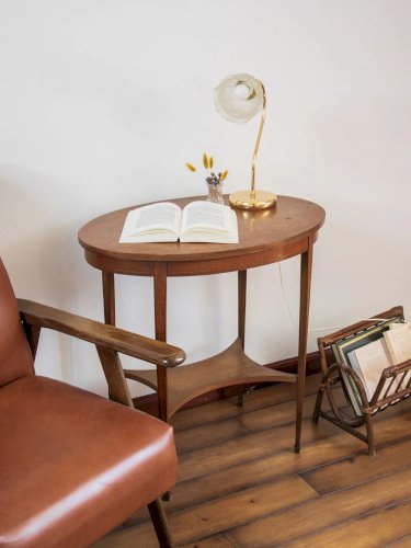 Francine, la table d'appoint en bois N°359