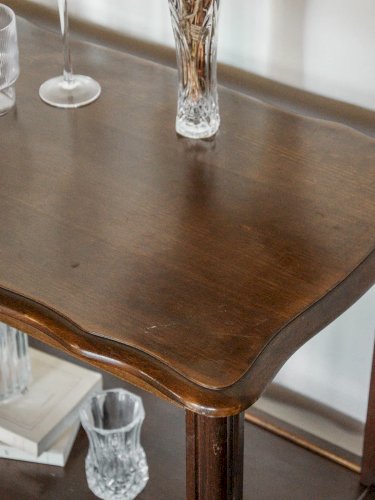 Francine, la table d'appoint en bois N°362