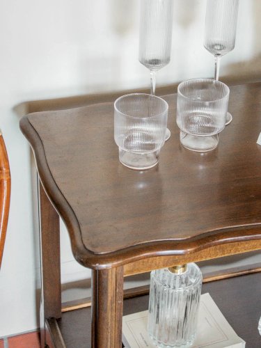 Francine, la table d'appoint en bois N°362