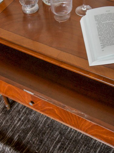 Francine, la table d'appoint en bois N°363