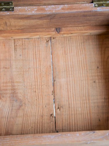 Francine, la table d'appoint en bois N°364