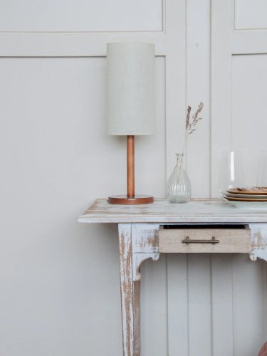 Francine, la table d'appoint en bois N°385