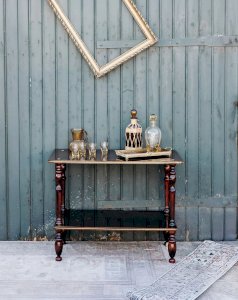 Francine, the wooden side table No. 453