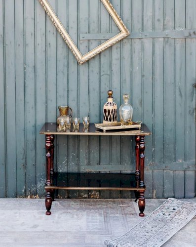 Francine, la table d'appoint en bois N°453