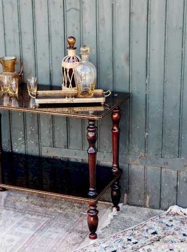 Francine, la table d'appoint en bois N°453