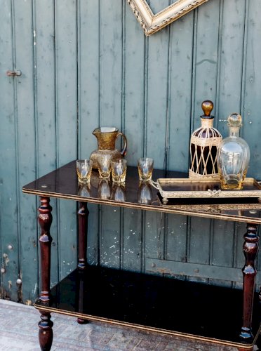 Francine, la table d'appoint en bois N°453