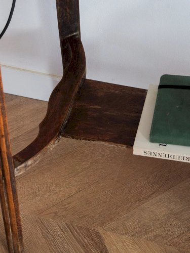 Francine, la table d'appoint en bois N°459