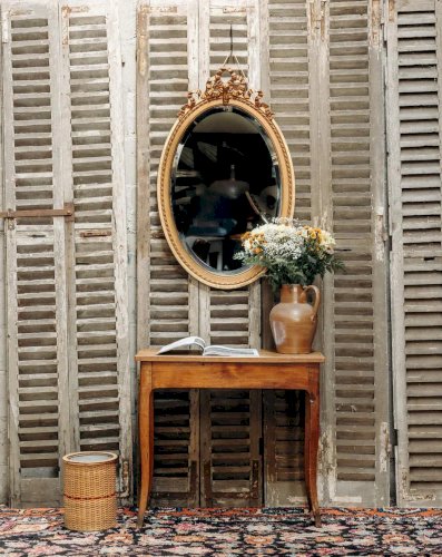 Francine, la table d'appoint en bois N°498