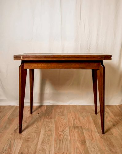 Francine, la table d'appoint en bois N°522