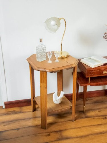 Francine, la table d'appoint en bois N°545