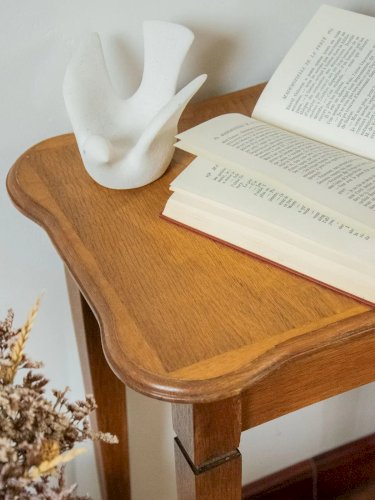 Francine, la table d'appoint en bois N°547