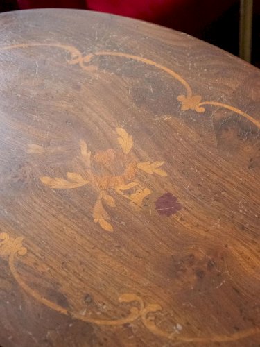 Francine, la table d'appoint en bois N°548