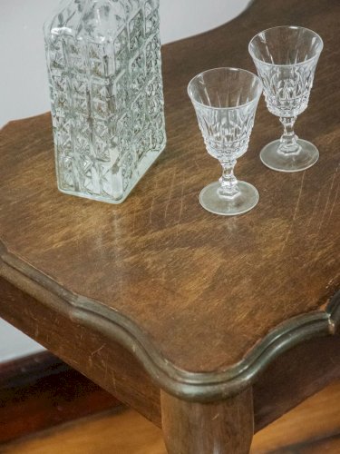 Francine, la table d'appoint en bois N°549