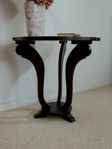 Francine, la table d'appoint en bois N°556