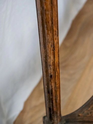 Francine, la table d'appoint en bois N°594