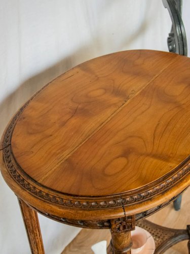 Francine, la table d'appoint en bois N°594