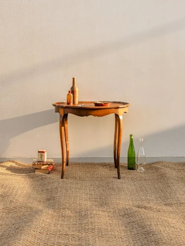 Francine, la table d'appoint en bois N°617