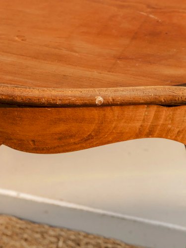 Francine, la table d'appoint en bois N°617