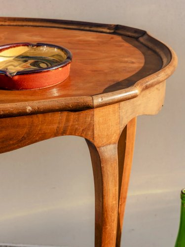 Francine, la table d'appoint en bois N°617
