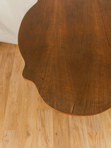 Francine, la table d'appoint en bois N°623