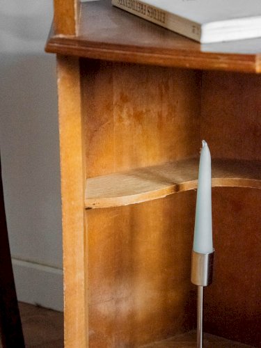 Francine, la table d'appoint en bois N°669