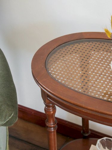 Francine, la table d'appoint en cannage N°357