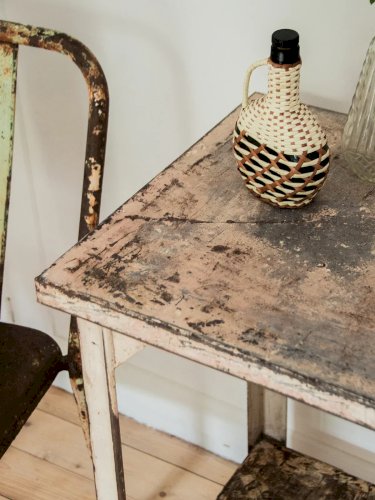 Francine, la table d'appoint en fer N°119