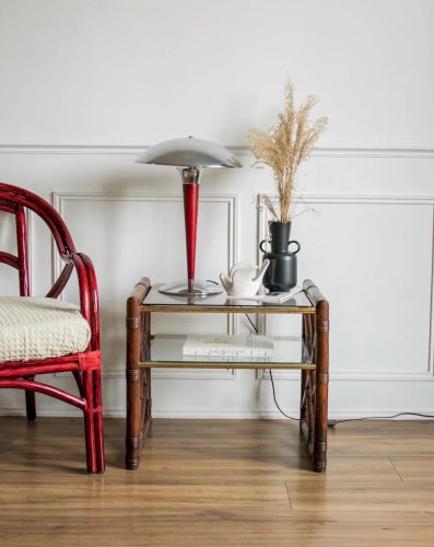 Francine, la table d'appoint en rotin et verre N°444