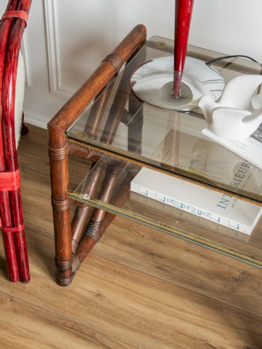 Francine, la table d'appoint en rotin et verre N°444