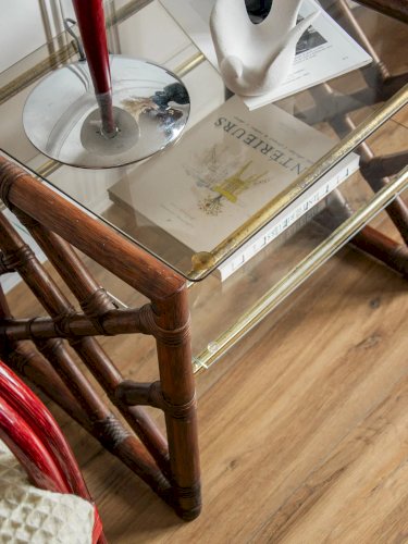 Francine, la table d'appoint en rotin et verre N°444