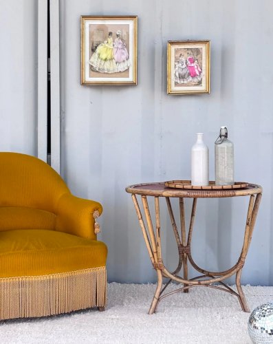 Francine, la table d'appoint en rotin N°420