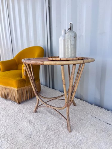 Francine, la table d'appoint en rotin N°420