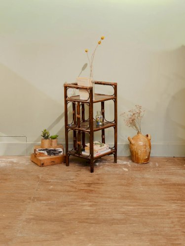 Francine, la table d'appoint en rotin N°592