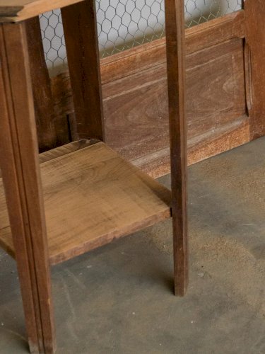 Francine, la table d'appoint N°194