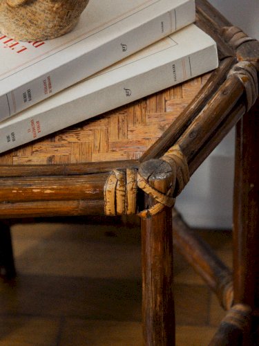 Francine, la table d'appoint octogonal en rotin N°586
