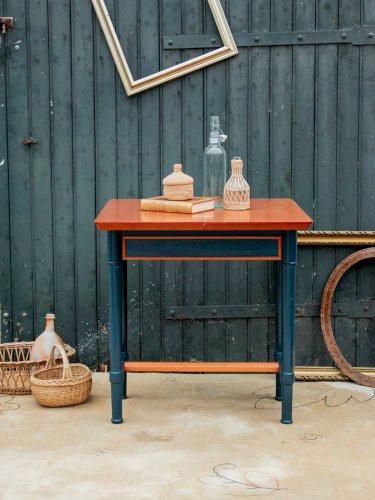 Francine, la table d'appoint pivotante N°446