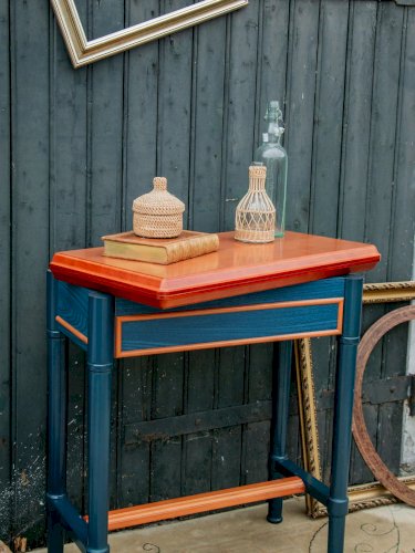 Francine, la table d'appoint pivotante N°446