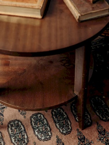 Francine, la table d'appoint ronde en bois N°531