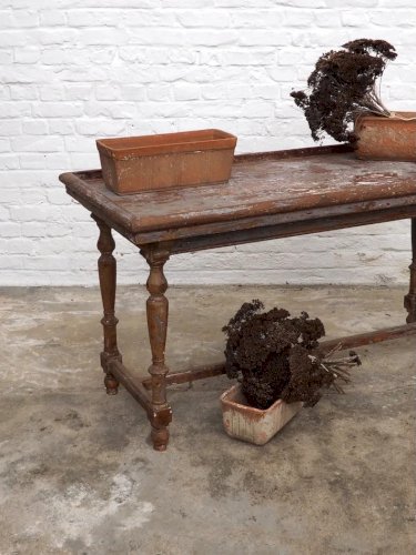 Francine, la table de fleuriste en sapin N°649