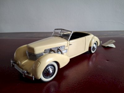Franklin Mint Cord 812 Phaeton Coupe 1937 1/24